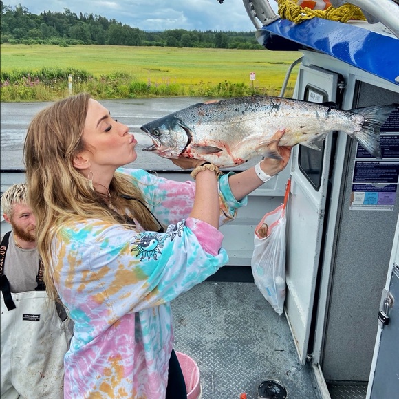 Meet your Posher, Caitlin - Picture 10 of 16